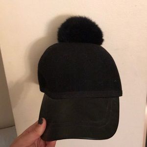 BCBG MAXAZRIA Pom Pom hat
